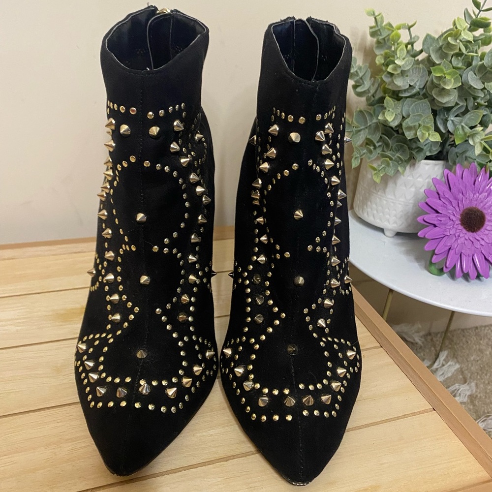 ✨ Black Studded Booties ✨